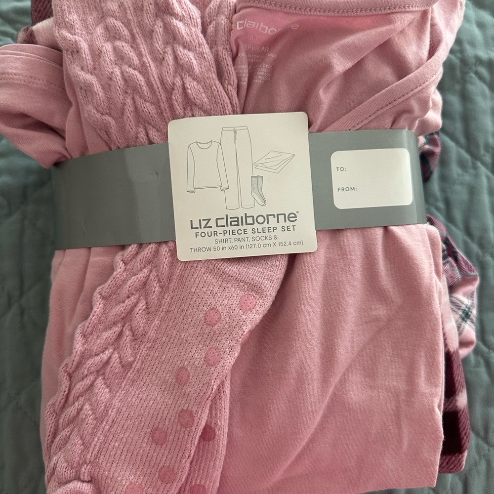 Liz Claiborne Pink Plaid Sleepwear Set